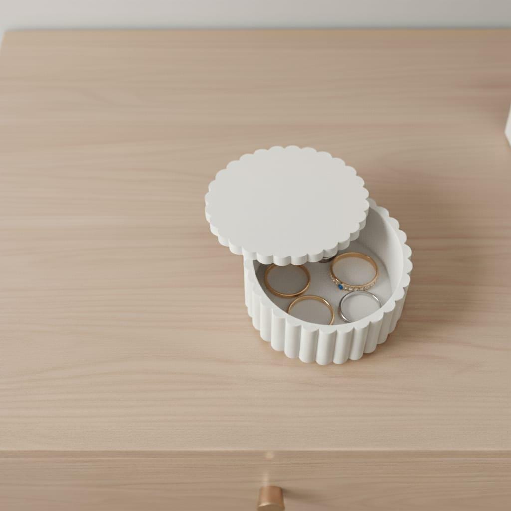 Modern Fluted Jewelry Box with Lid | 3D Printed Ribbed Trinket Organizer