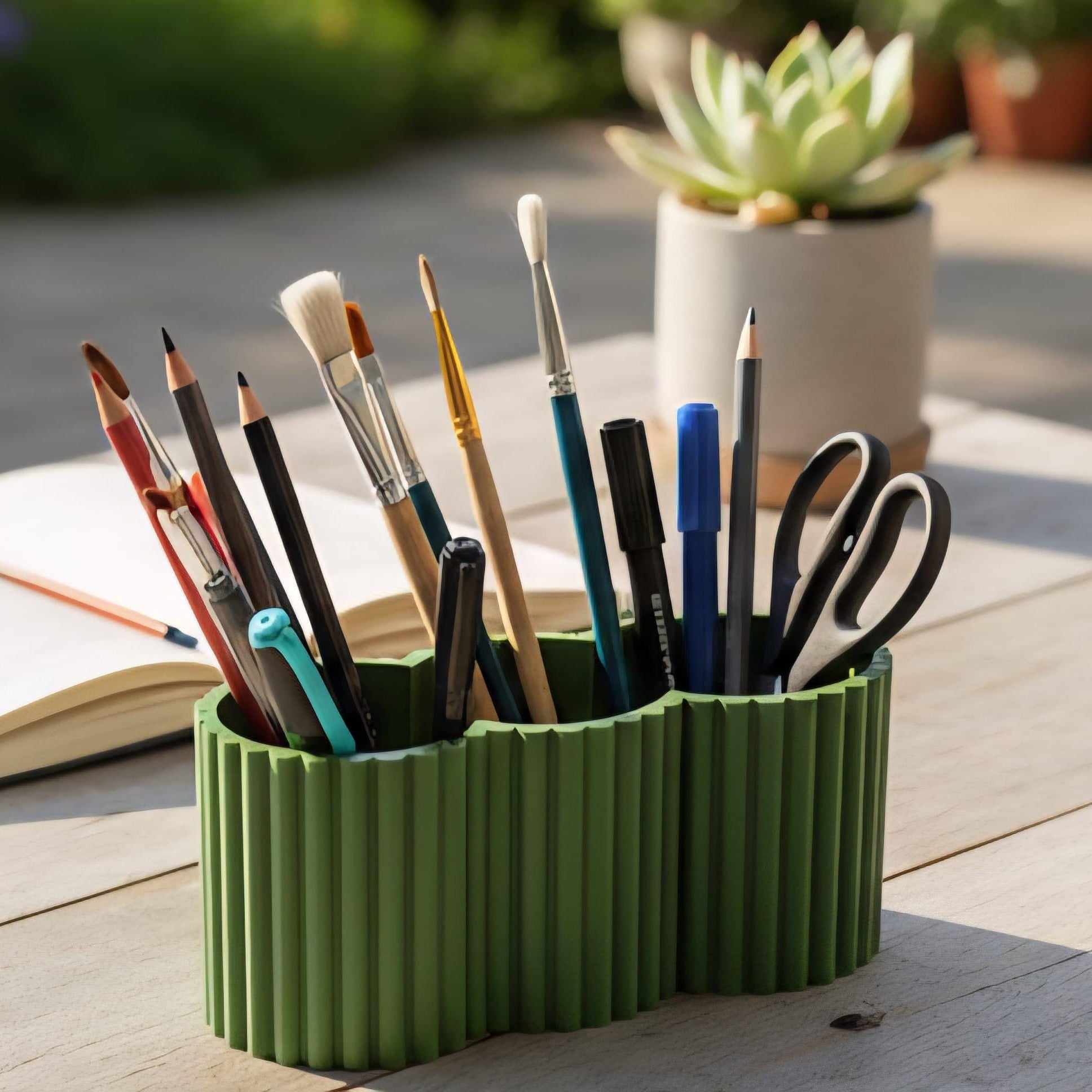 Wide 3D Printed Fluted Desk Organizer
